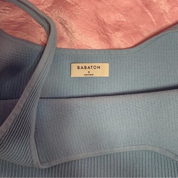 *SOLD* Aritzia Babaton Sculpt Knit Cropped Tank - Picture 4 of 5